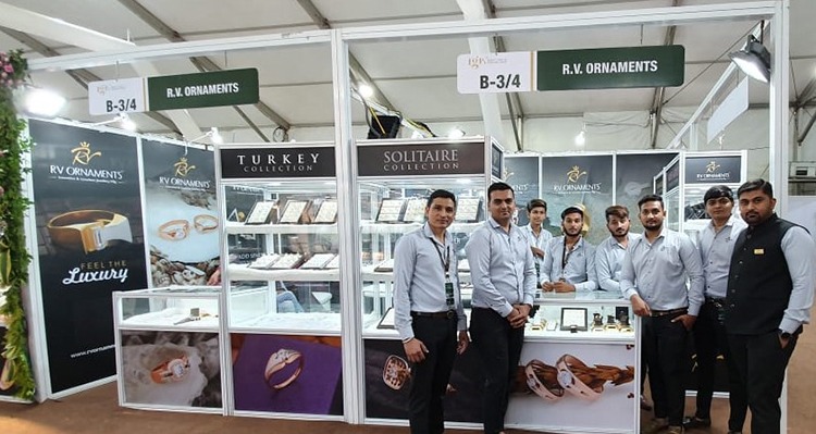 RV OrnamentsRajkot showcased modern in vogue collection with Swarovski Zirconia at RGJS 2019.